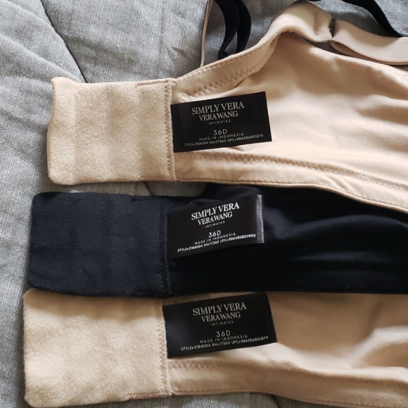 *SOLD* VERA WANG BRAS! LOT OF 3! - Picture 2 of 2